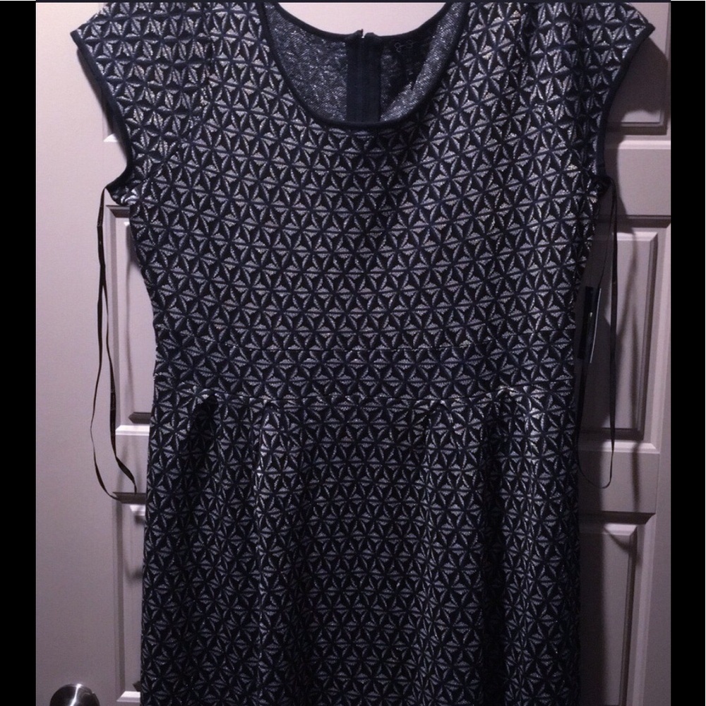 Jessica Simpson Plus Size Dress - Picture 3 of 7